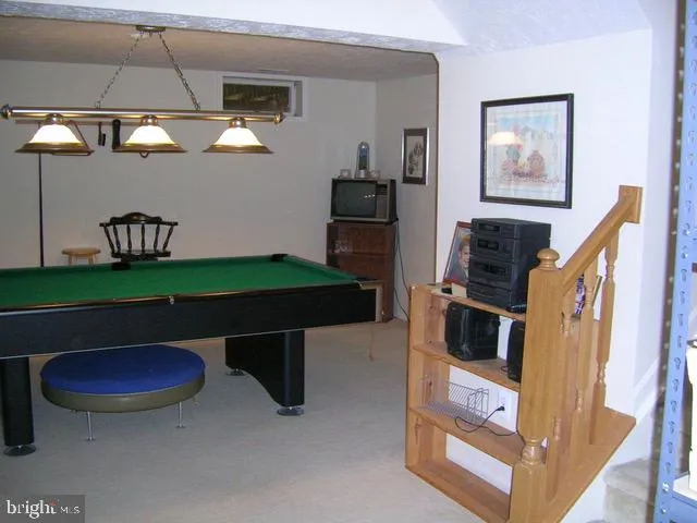 4 E SHETLAND COURT Newark, DE 19711