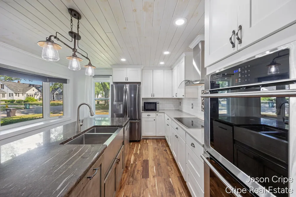 5666 Park Avenue Hudsonville, MI 49426