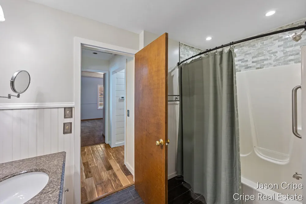 5666 Park Avenue Hudsonville, MI 49426