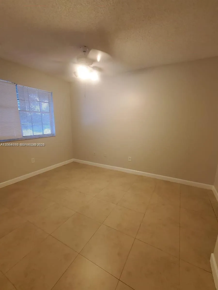 1851 NW 96th Ter #6C Pembroke Pines, FL 33024