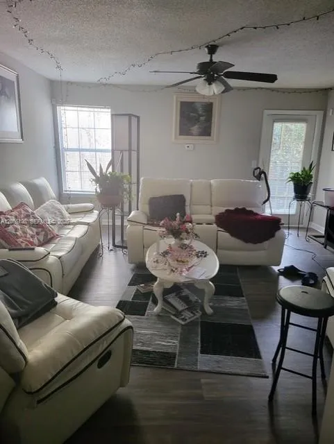 619 N Firwood Dr Deltona, FL 32725