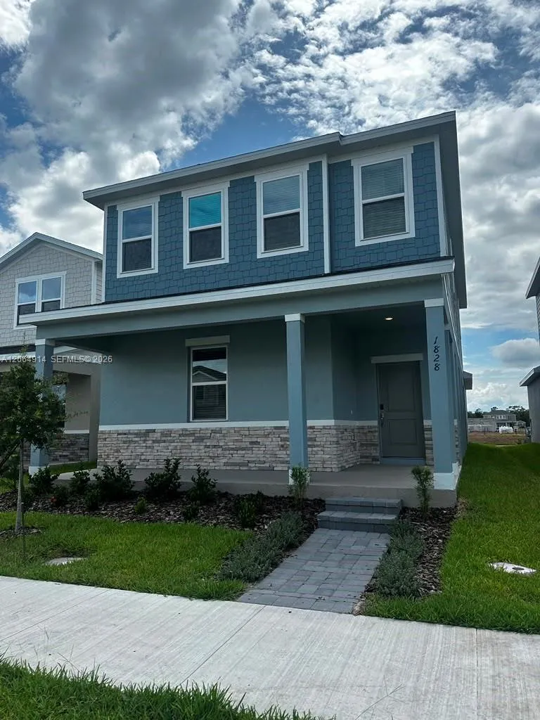 1828 SHADOW BOX BEND #1828 Saint Cloud, FL 34771