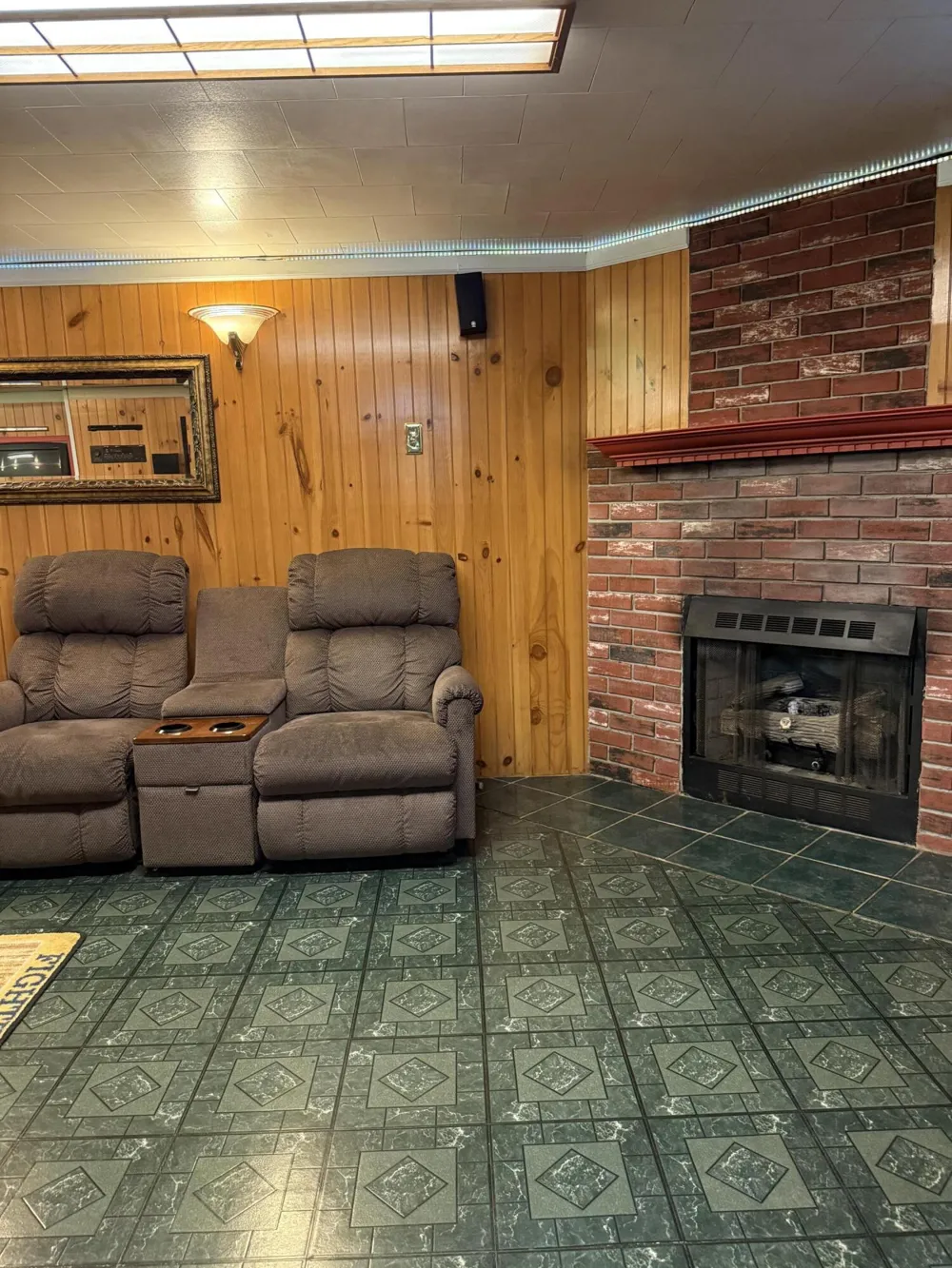 1115 S Colorado Street Hobart, IN 46342