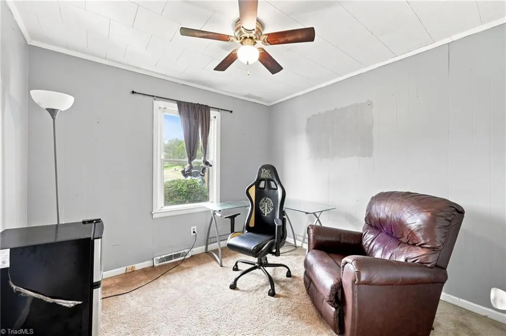 1208 Wallace Street Burlington, NC 27217