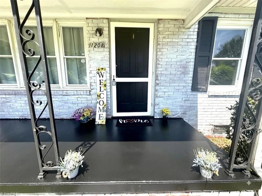 1208 Wallace Street Burlington, NC 27217