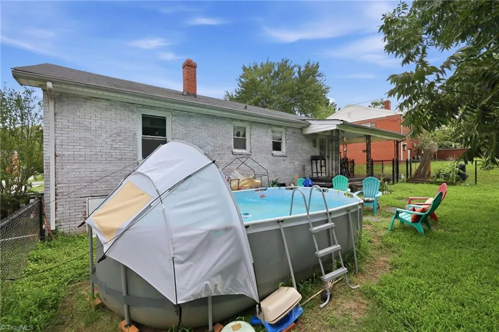 1208 Wallace Street Burlington, NC 27217