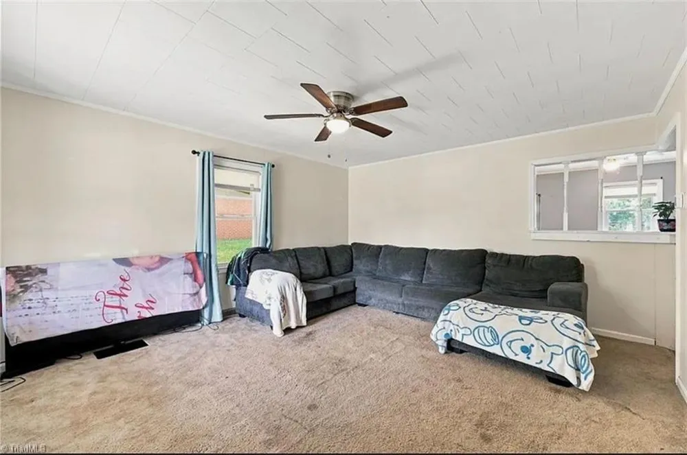1208 Wallace Street Burlington, NC 27217