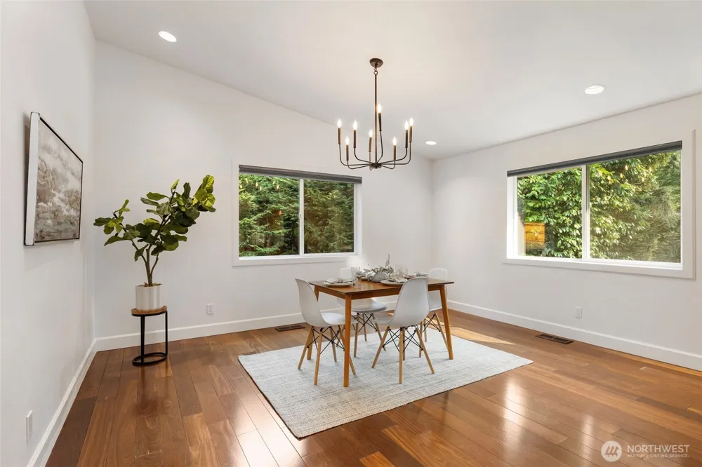 635 NE Stenman Lane Poulsbo, WA 98370