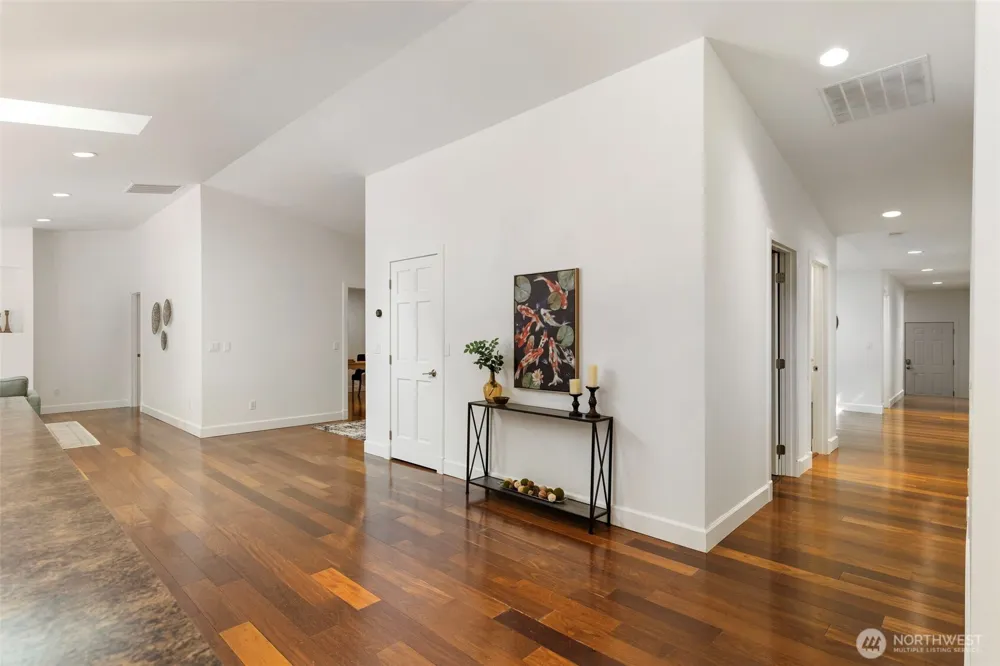 635 NE Stenman Lane Poulsbo, WA 98370