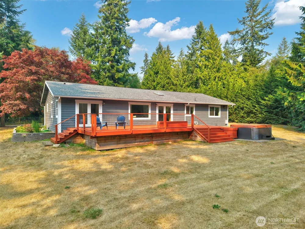 635 NE Stenman Lane Poulsbo, WA 98370