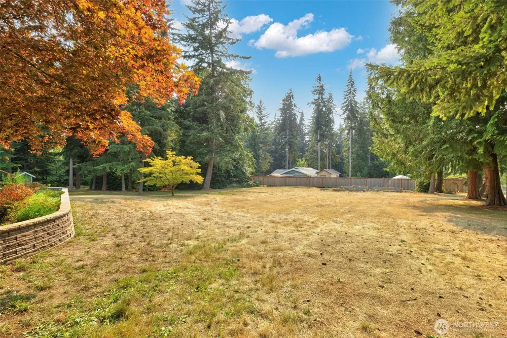 635 NE Stenman Lane Poulsbo, WA 98370