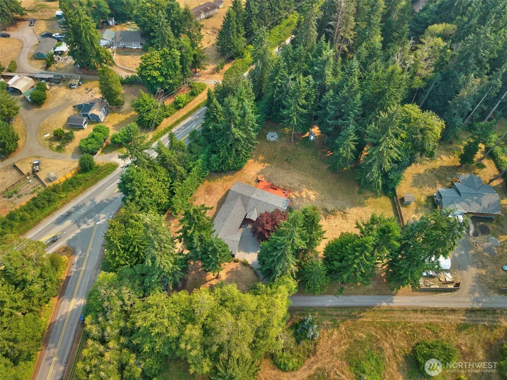 635 NE Stenman Lane Poulsbo, WA 98370