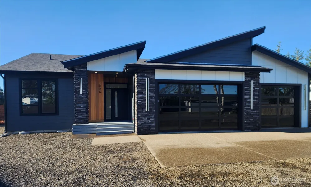 430 Salina Cruz Avenue SW Ocean Shores, WA 98569