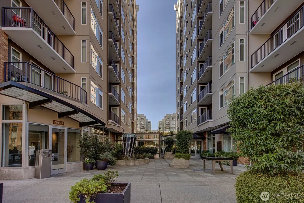 2801 1st Avenue #1115 Seattle, WA 98121