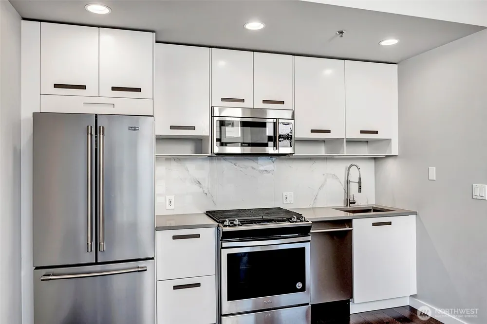 2801 1st Avenue #1115 Seattle, WA 98121