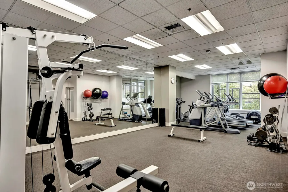 2801 1st Avenue #1115 Seattle, WA 98121