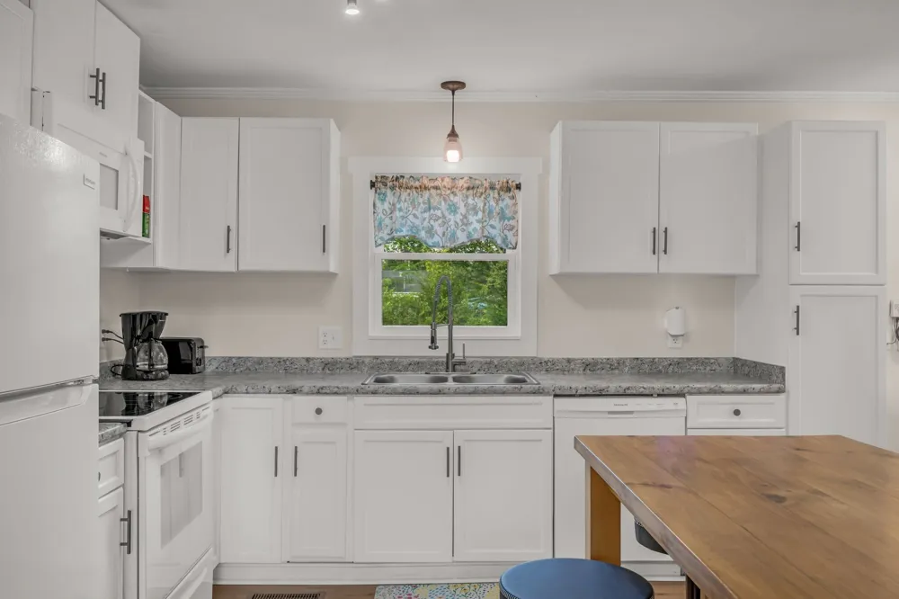 206 Murphree Ave Waverly, TN 37185