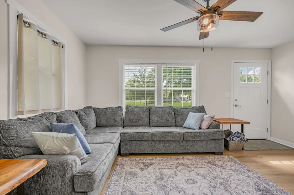 206 Murphree Ave Waverly, TN 37185