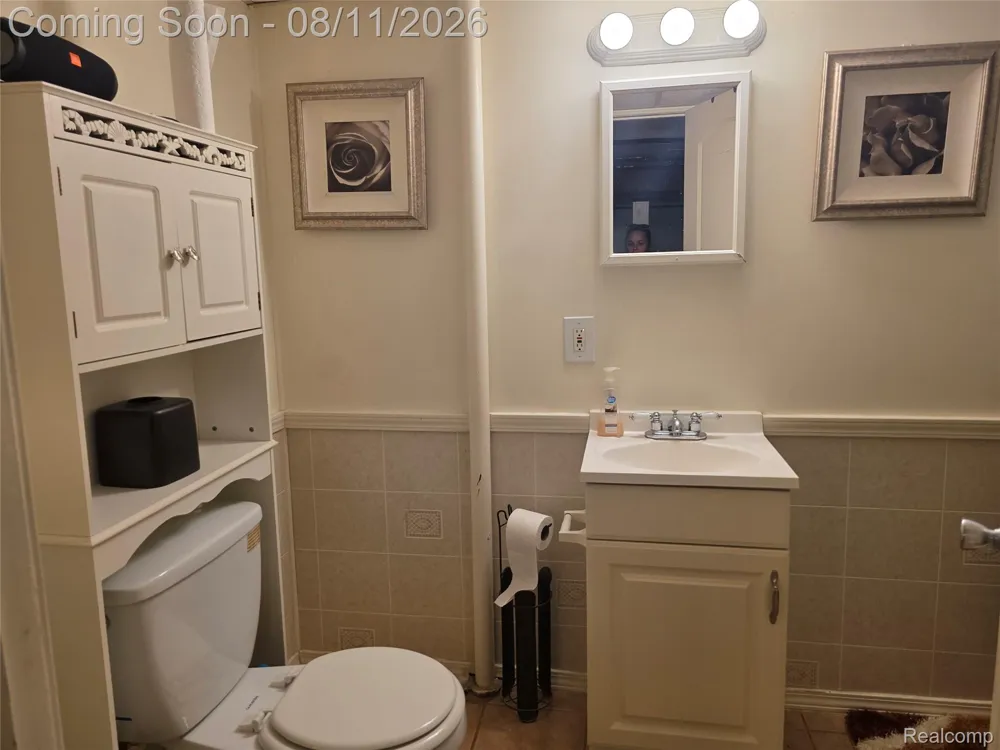 8841 Wormer Redford Charter Township, MI 48239