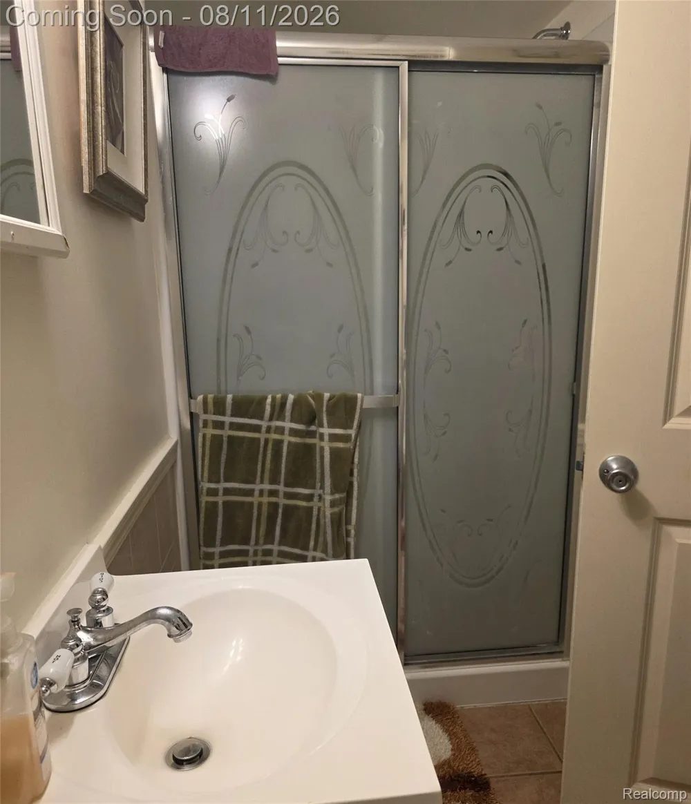 8841 Wormer Redford Charter Township, MI 48239