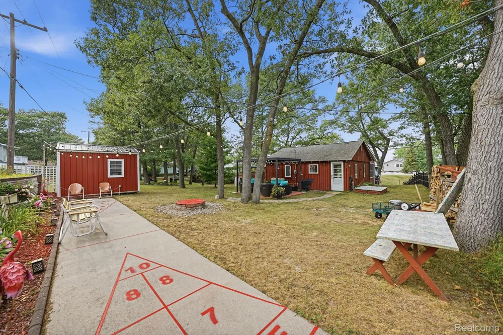4599 Port Austin Road Lake Township, MI 48725