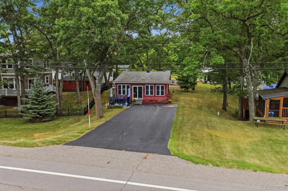 4599 Port Austin Road Lake Township, MI 48725