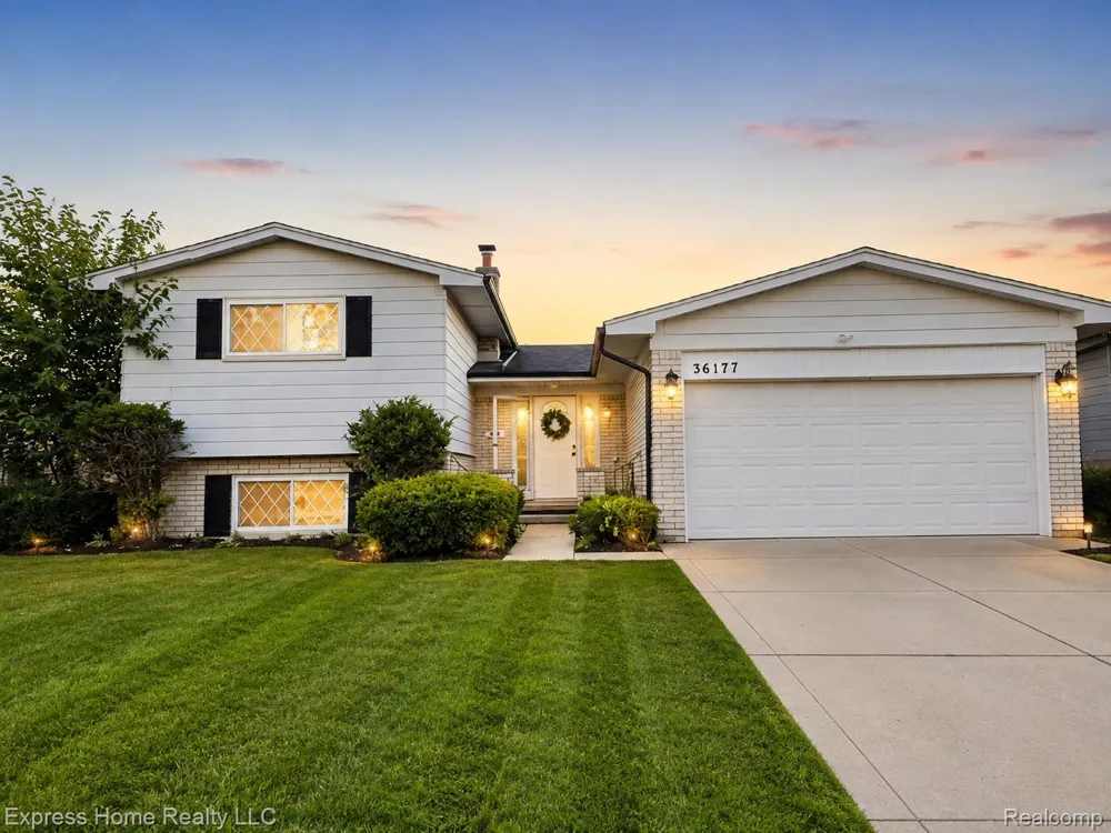 36177 Waltham Drive Sterling Heights City, MI 48310