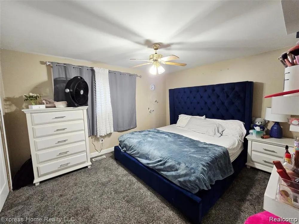 36177 Waltham Drive Sterling Heights City, MI 48310