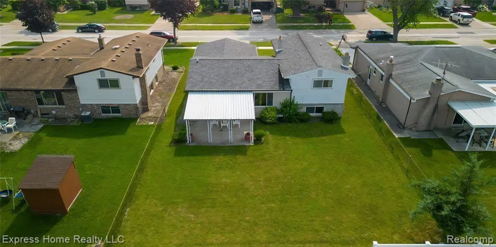 36177 Waltham Drive Sterling Heights City, MI 48310