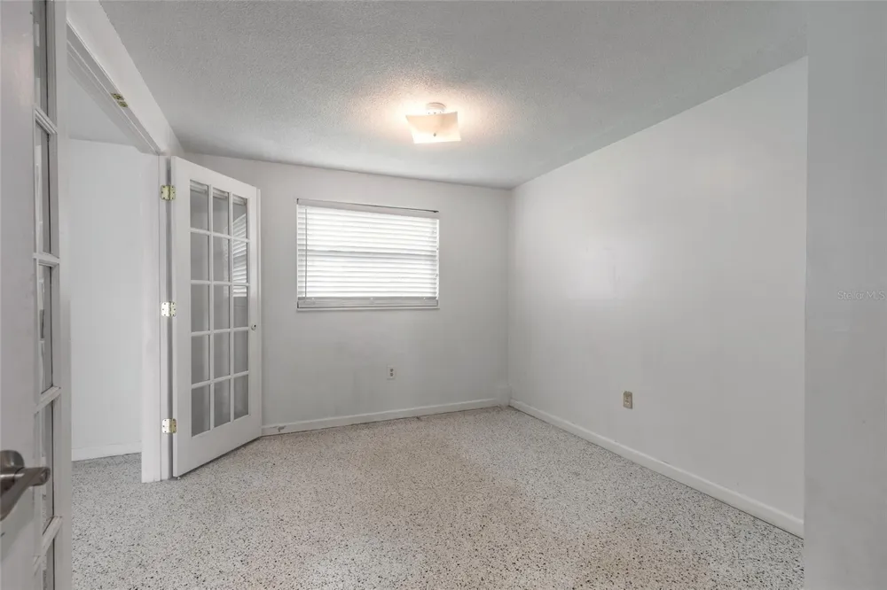 808 E 16TH AVENUE New Smyrna Beach, FL 32169