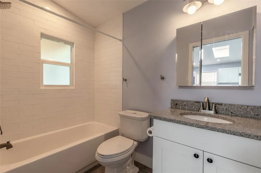 808 E 16TH AVENUE New Smyrna Beach, FL 32169