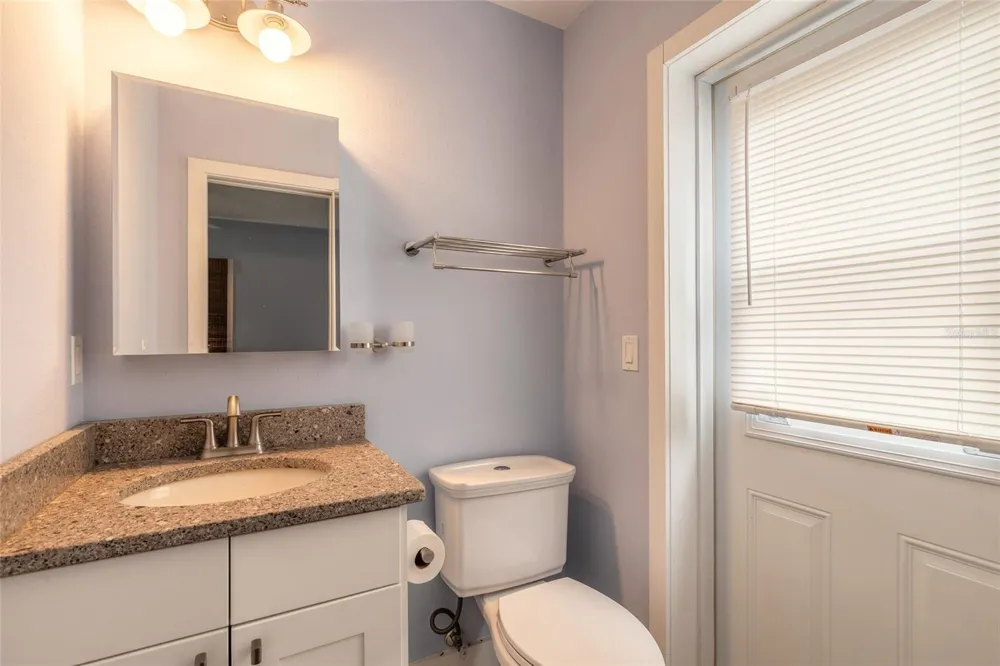 808 E 16TH AVENUE New Smyrna Beach, FL 32169
