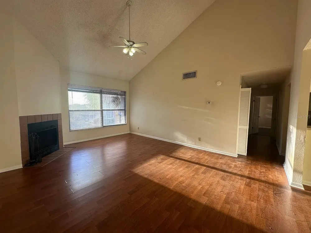 2050 SAN MARCOS DRIVE SE #214 Winter Haven, FL 33880