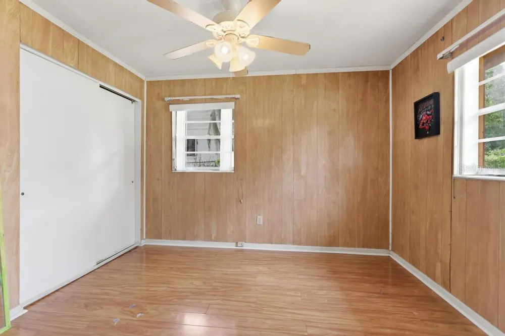 812 W FRANKLIN AVENUE Deland, FL 32720