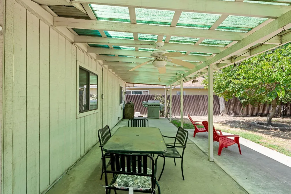 2212 Goldridge Street Selma, CA 93662