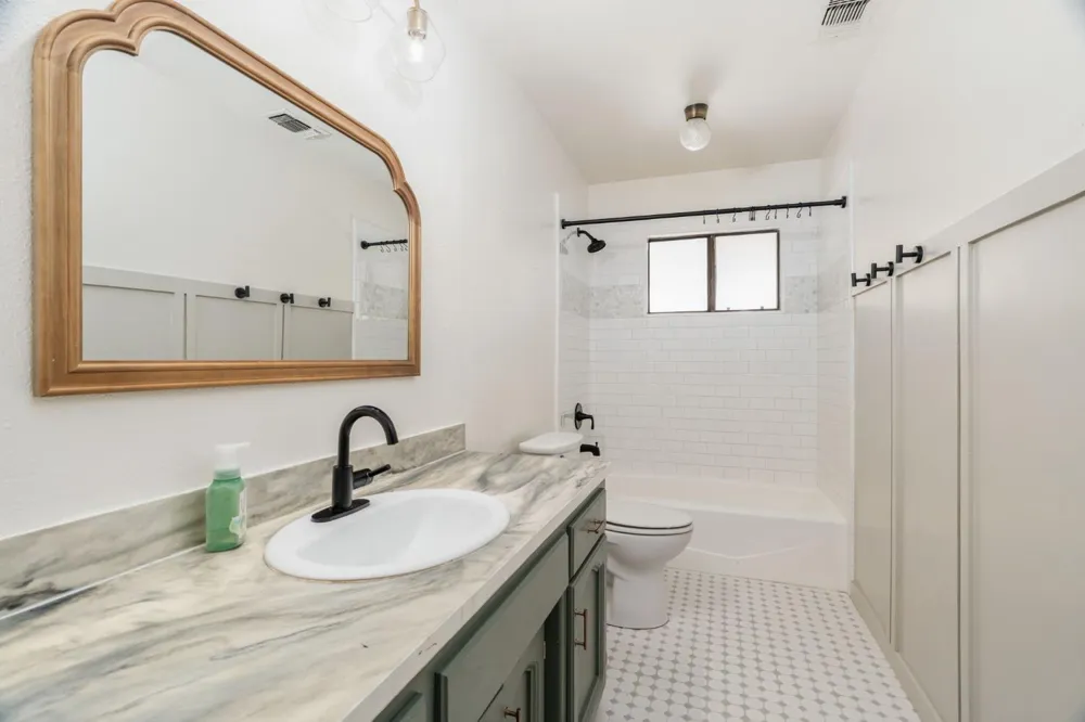 2212 Goldridge Street Selma, CA 93662