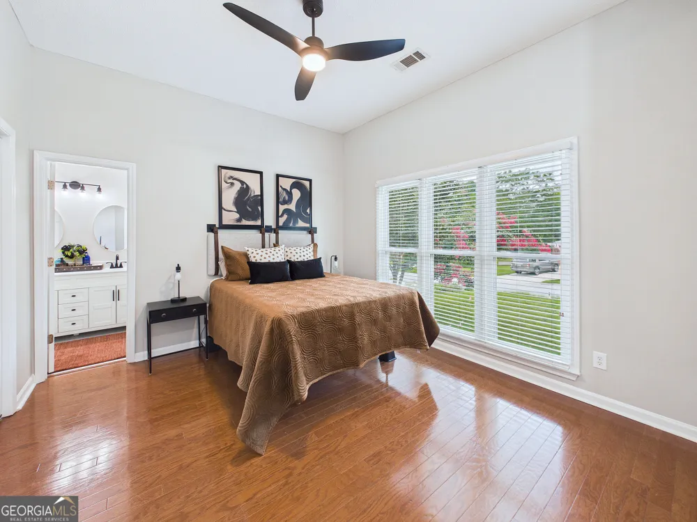 115 Raintree DR Warner Robins, GA 31088