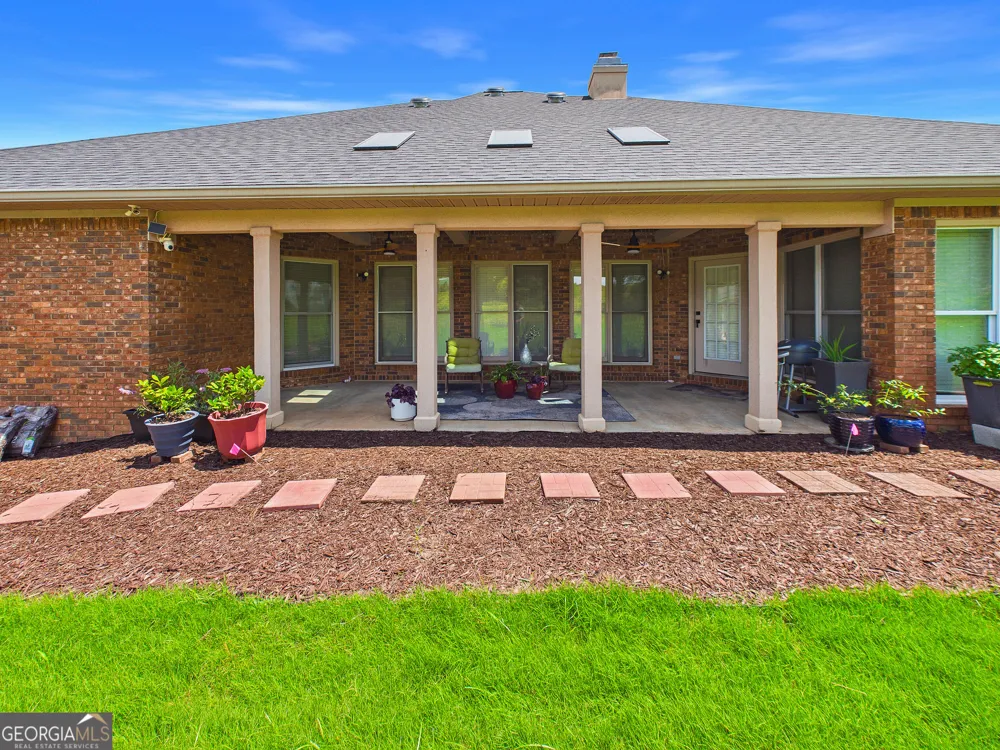 115 Raintree DR Warner Robins, GA 31088
