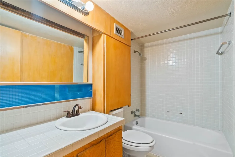 4302 Ocean Drive #32 Corpus Christi, TX 78412