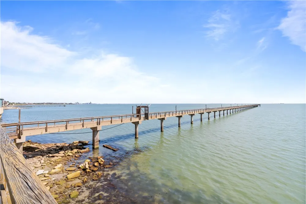 4302 Ocean Drive #32 Corpus Christi, TX 78412