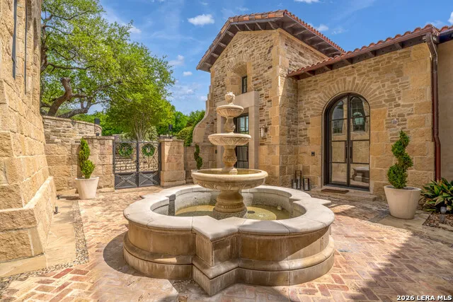 18 Crescent San Antonio, TX 78257