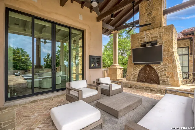 18 Crescent San Antonio, TX 78257