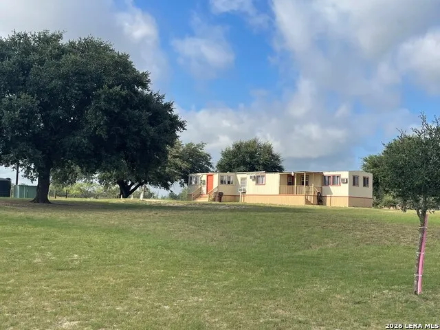3424 County Road 307 La Vernia, TX 78121