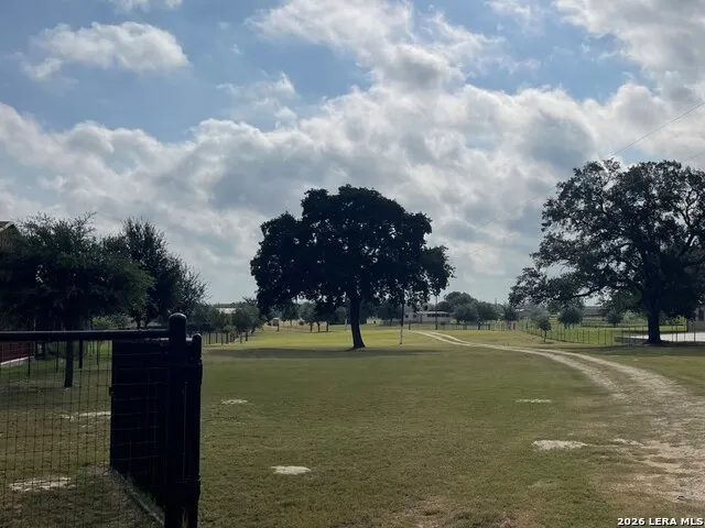 3424 County Road 307 La Vernia, TX 78121
