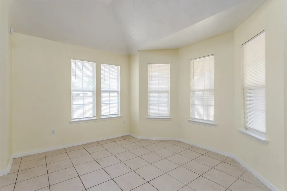 1015 Balkan Drive Lancaster, TX 75134