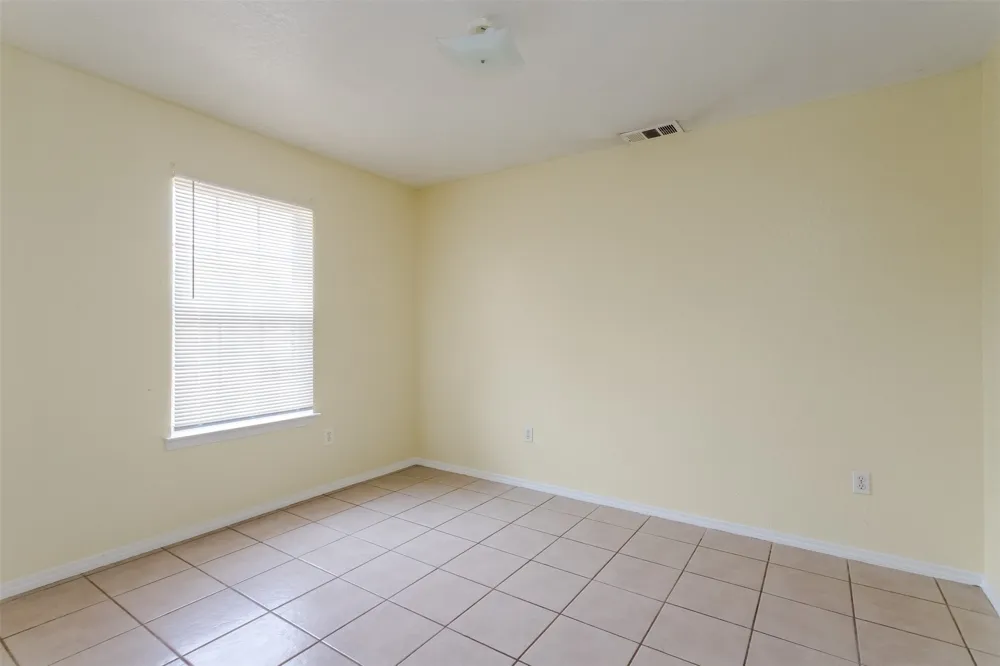 1015 Balkan Drive Lancaster, TX 75134