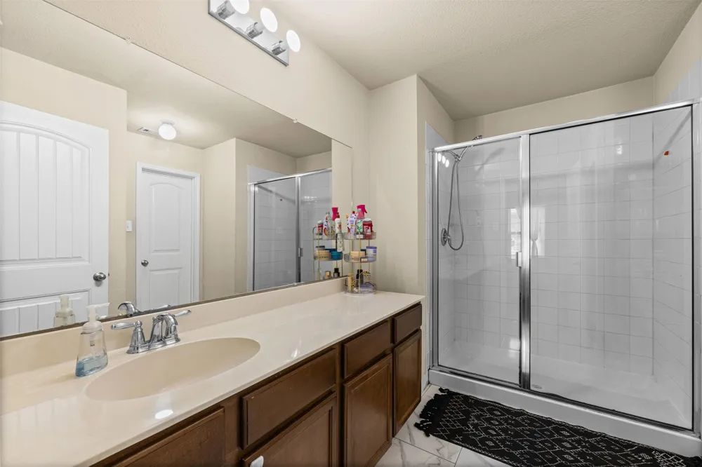 1612 Ambercrest Drive Lancaster, TX 75146