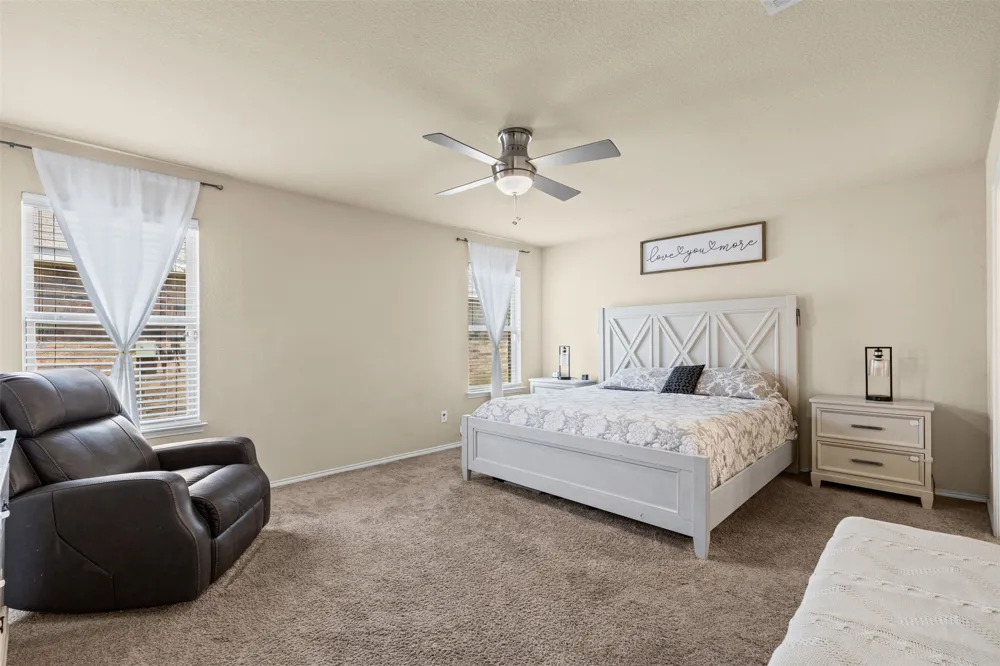 1612 Ambercrest Drive Lancaster, TX 75146