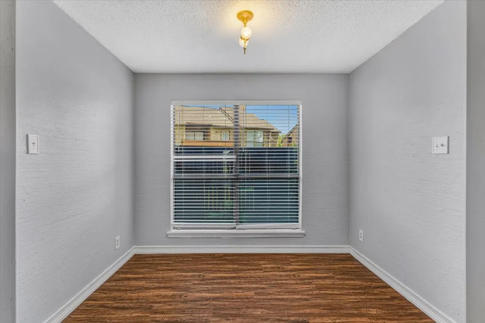1908 Cloisters Drive #511 Arlington, TX 76011