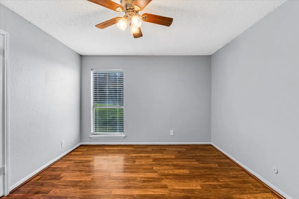 1908 Cloisters Drive #511 Arlington, TX 76011
